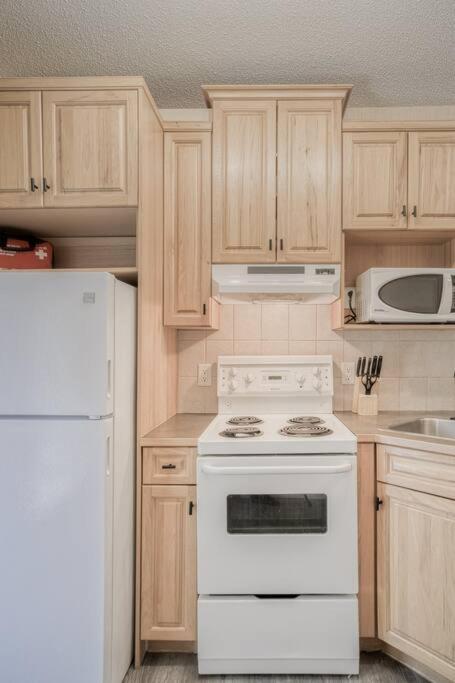 קאנמור 5 Mins To Banff - Cozy Townhome 2Br&2Bath - Banff Pass Included מראה חיצוני תמונה