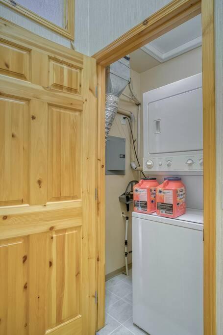 קאנמור 5 Mins To Banff - Cozy Townhome 2Br&2Bath - Banff Pass Included מראה חיצוני תמונה