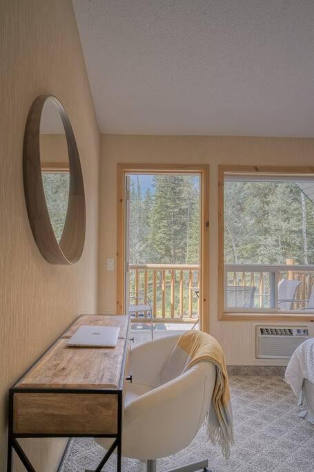 קאנמור 5 Mins To Banff - Cozy Townhome 2Br&2Bath - Banff Pass Included מראה חיצוני תמונה